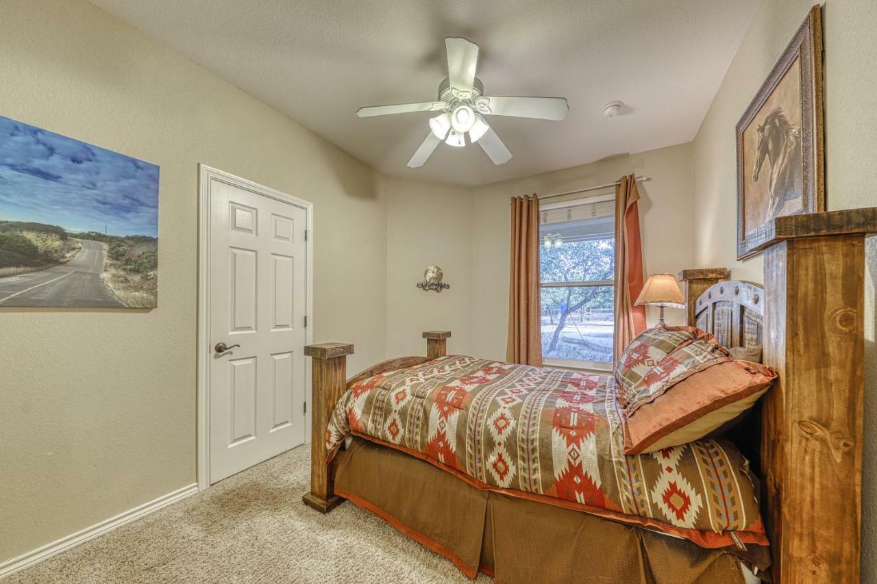 River Mountain Retreat Wimberley Εξωτερικό φωτογραφία